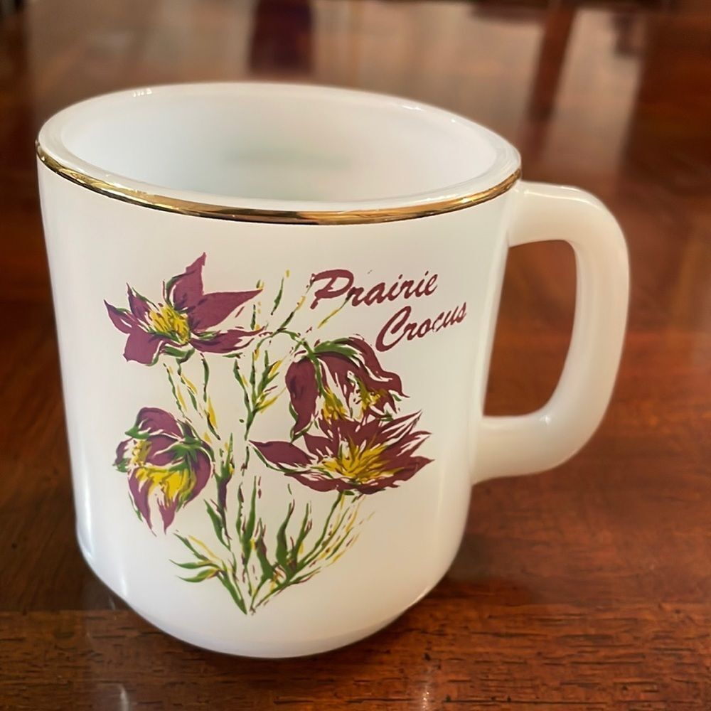 Vintage  Manitoba Flower Prairie Crocus White Milk Glasbake Glass Mug Coffee Cup